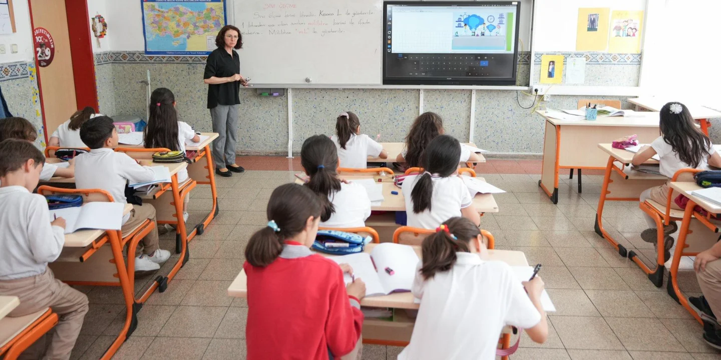 Mevsimlik Tarım İşçileri ve Göçer Ailelerin Çocuklarına Eğitimde Fırsat Eşitliği: Yeni Önlemler Hayata Geçiyor